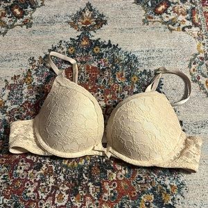 Nude lace Aerie bra